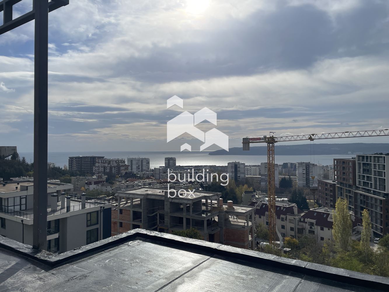 Четиристаен апартамент в бутикова сграда пред Акт 15 - 0