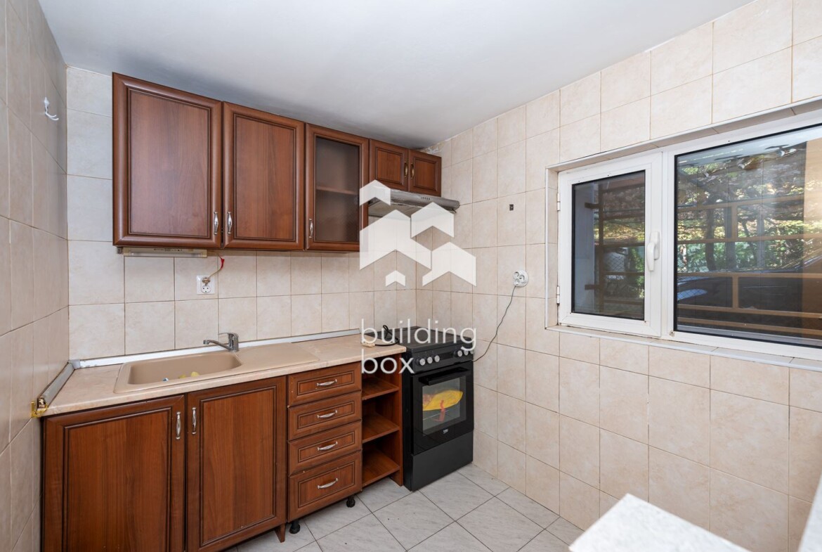 Обзаведен етаж от къща - Гребна база - 0