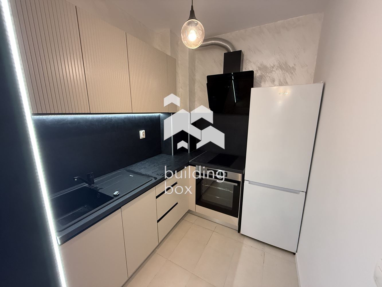 Светъл двустаен апартамент в най-предпочитаната част на Малинова долина - 0