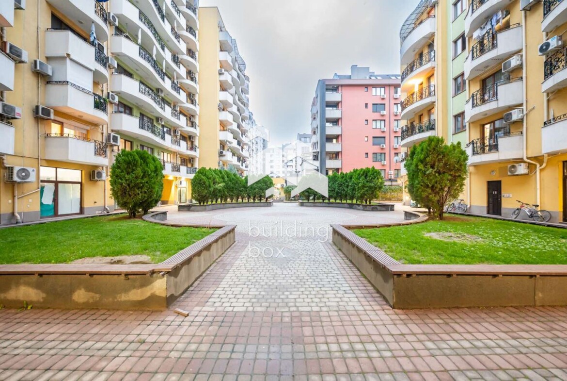 Тристаен обзаведен апартамент с акт 16 - 0