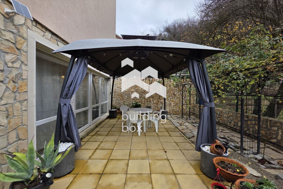 Къща - София, област, с.Искрец - 0