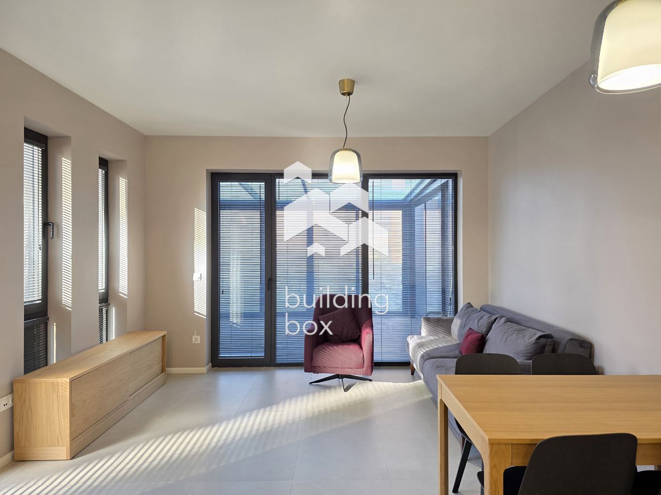 Елегантен апартамент с усещане за къща в SoHome - 0