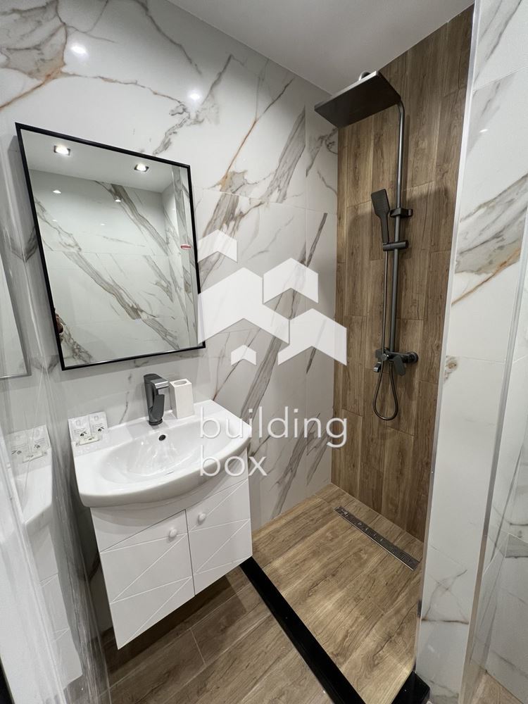 Тристаен апартамент в Кършияка - 0