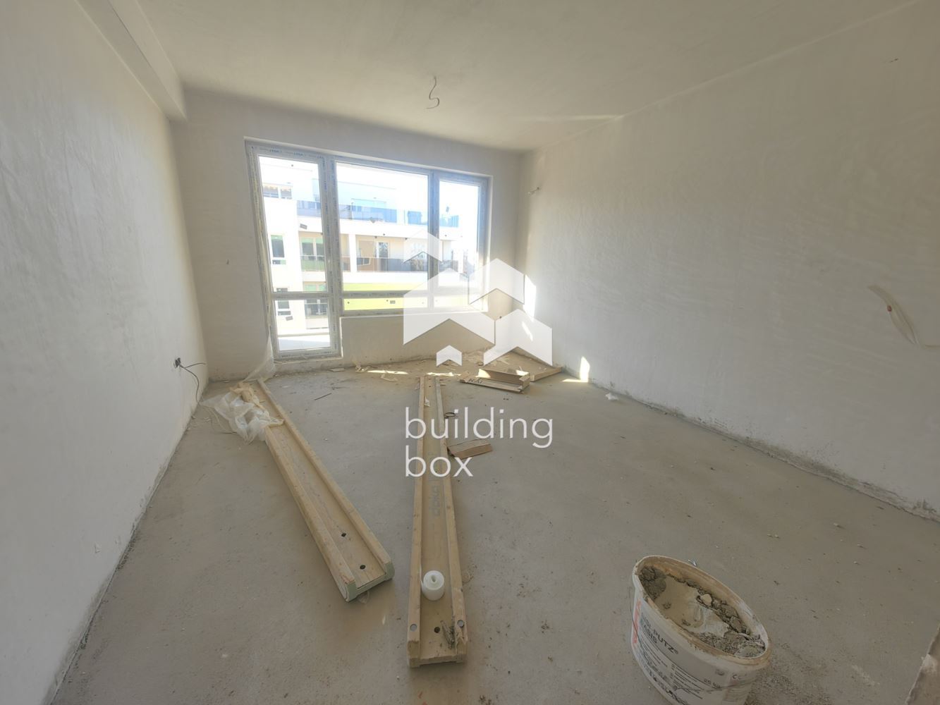 Двустаен апартамент в кв. Южен - 0