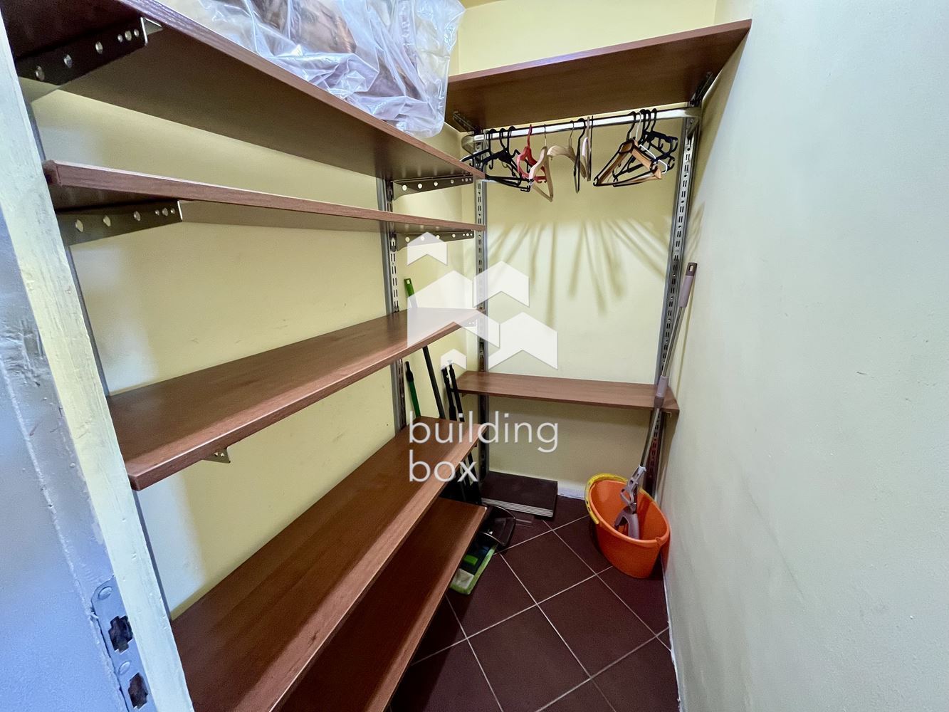 Уютен двустаен апартамент с гледка към Витоша - 0