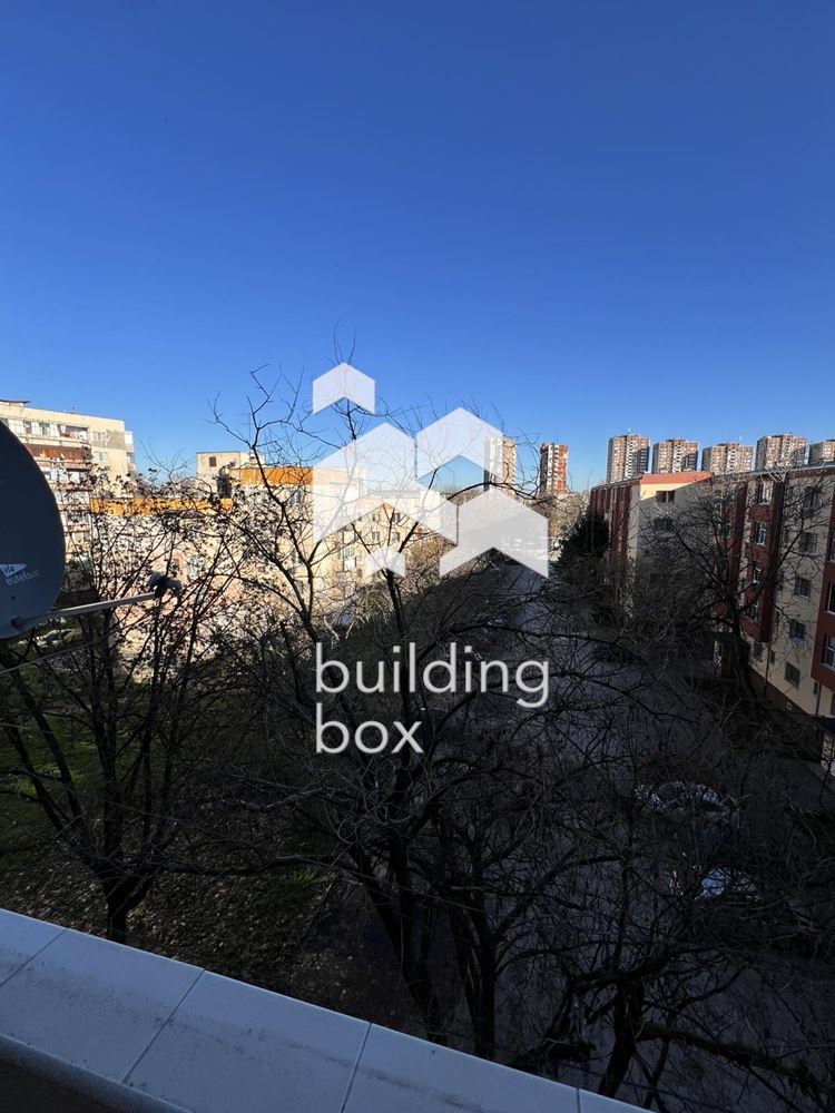 Тристаен апартамент в Изгрев - 0