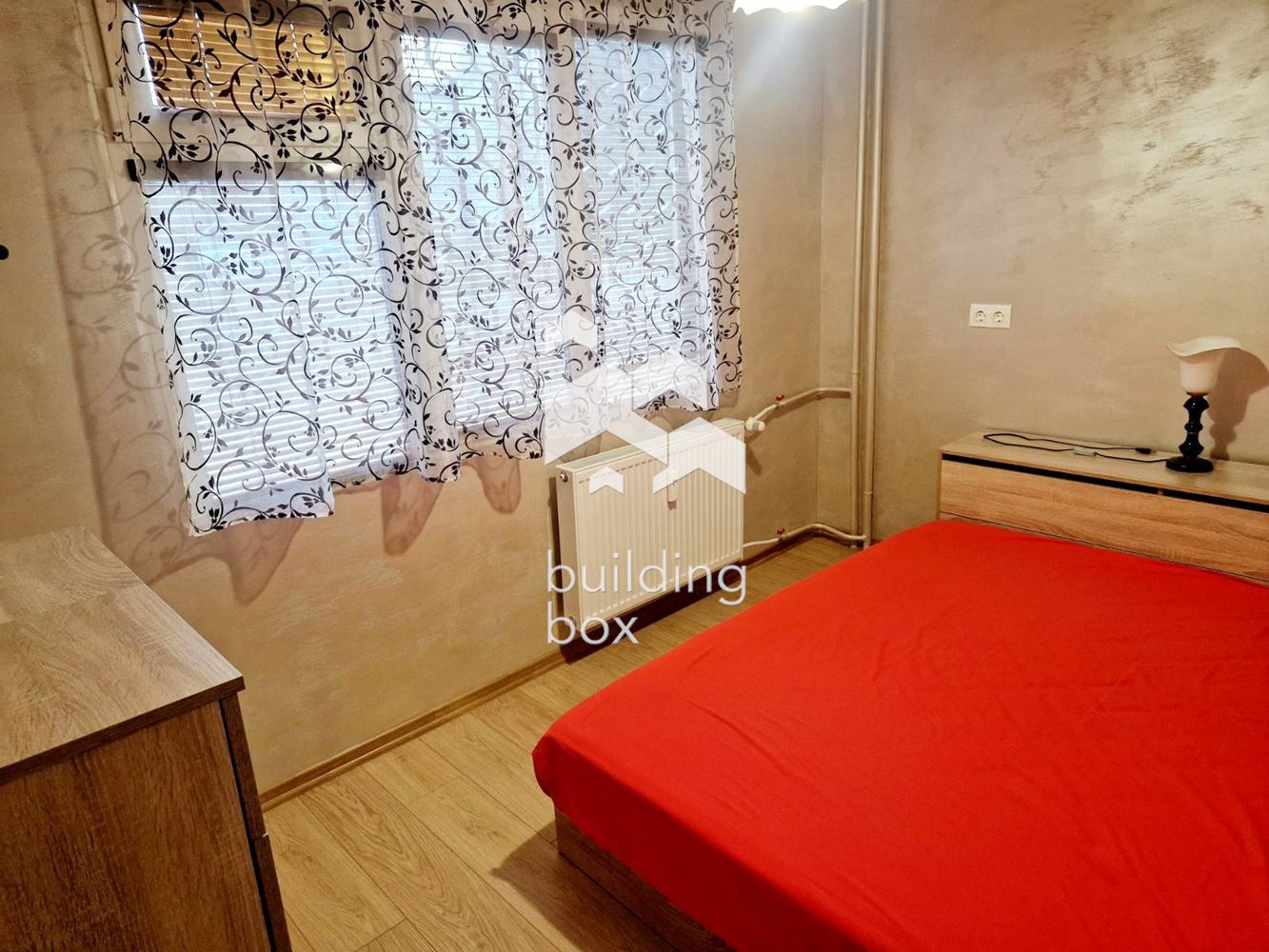 Уютен двустаен апартамент в жк. Дружба 2 - 0