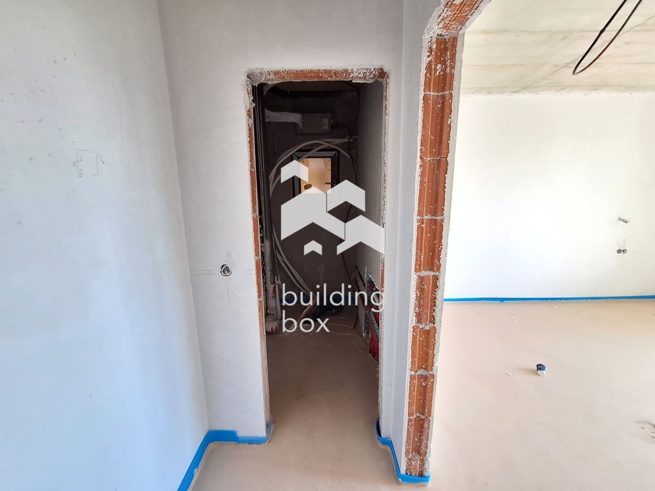 Тристаен апартамент - с. Мировяне - 0