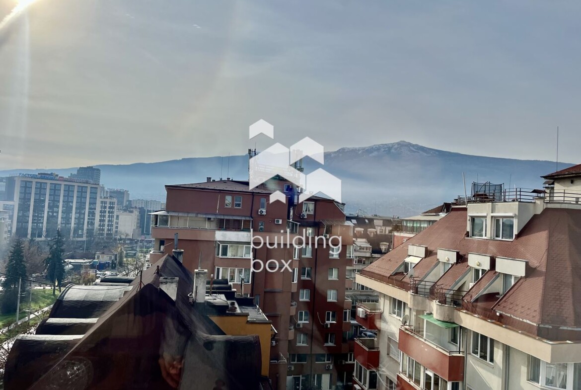 Уютен тристаен апартамент в най - предпочитаната част на Лозенец - 0