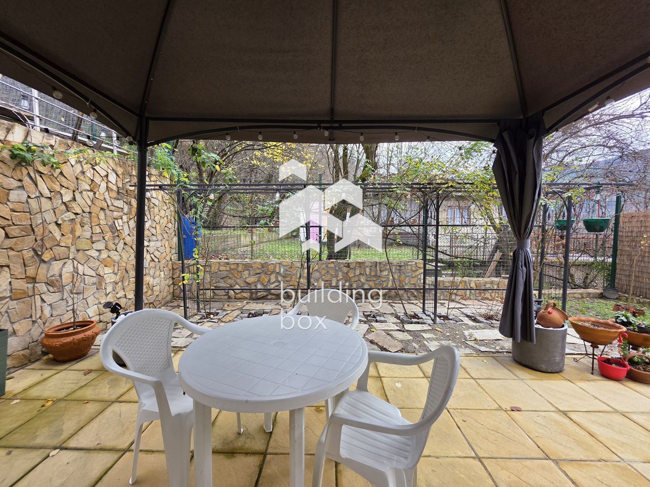 Къща - София, област, с.Искрец - 0