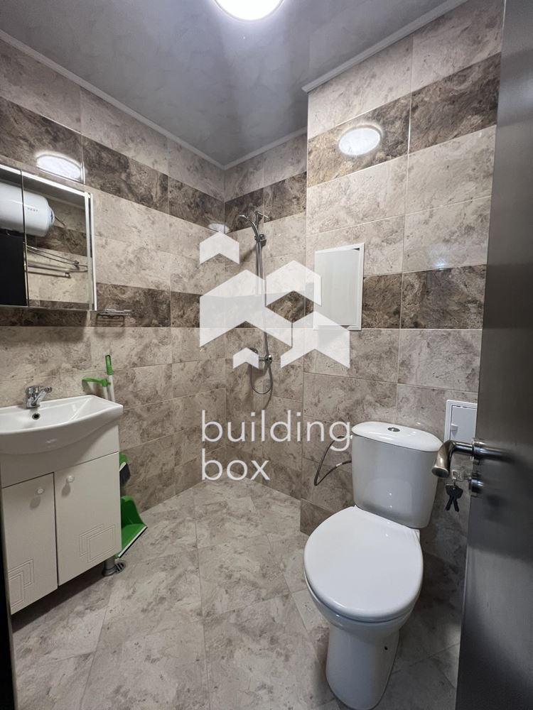 Тристаен апартамент под наем с паркомясто - кв. Христо Смирненски - 0