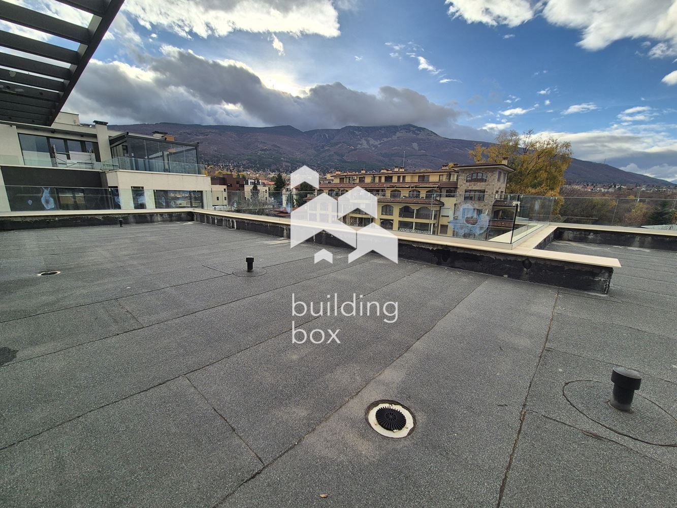 Четиристаен имот - комлекс "HILL SIDE" - 0