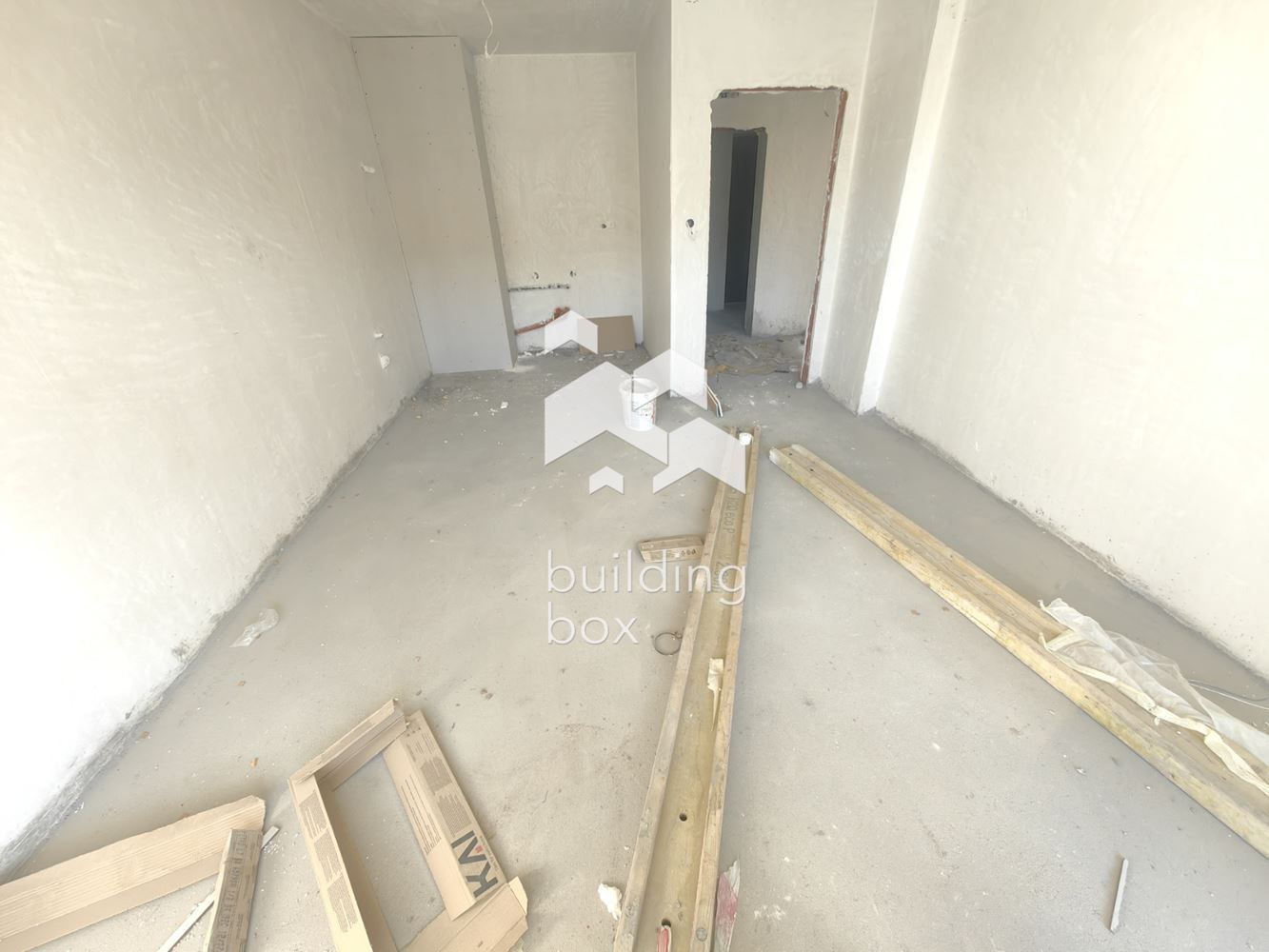 Двустаен апартамент в кв. Южен - 0