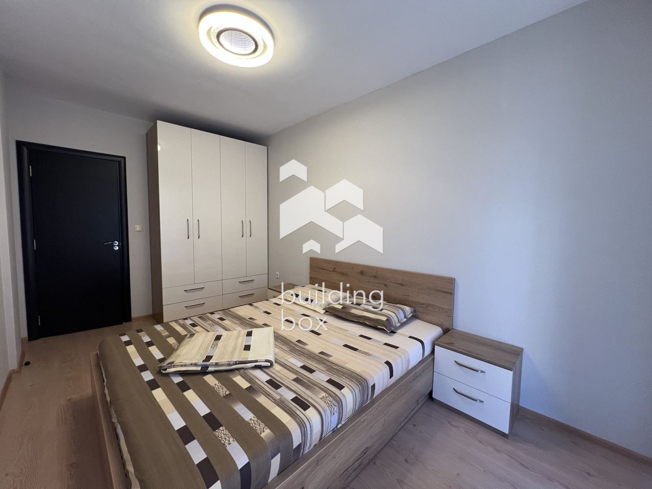 Тристаен апартамент под наем с паркомясто - кв. Христо Смирненски - 0