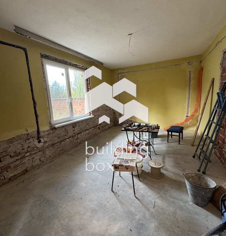 Етаж от къща в Банкя - 0