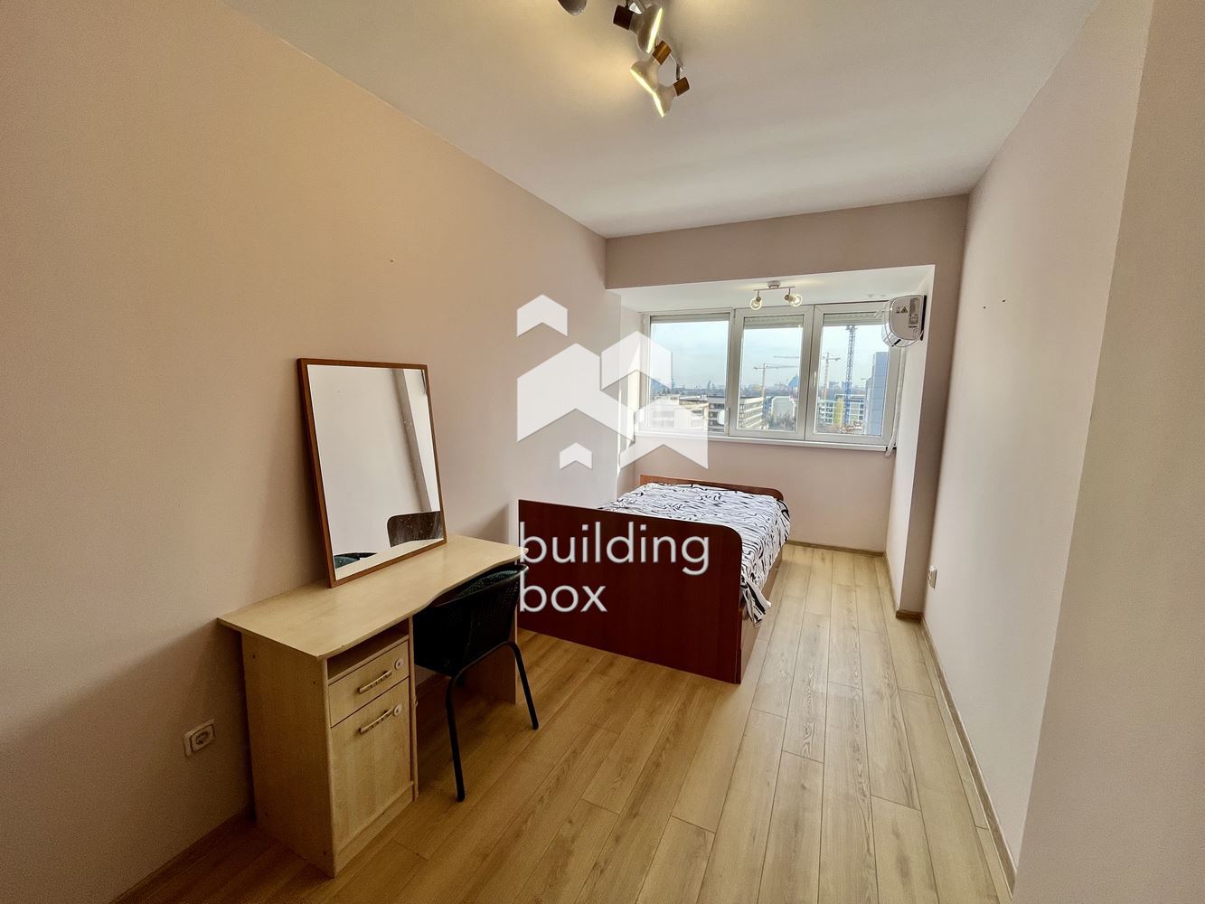 Уютен тристаен апартамент в най - предпочитаната част на Лозенец - 0