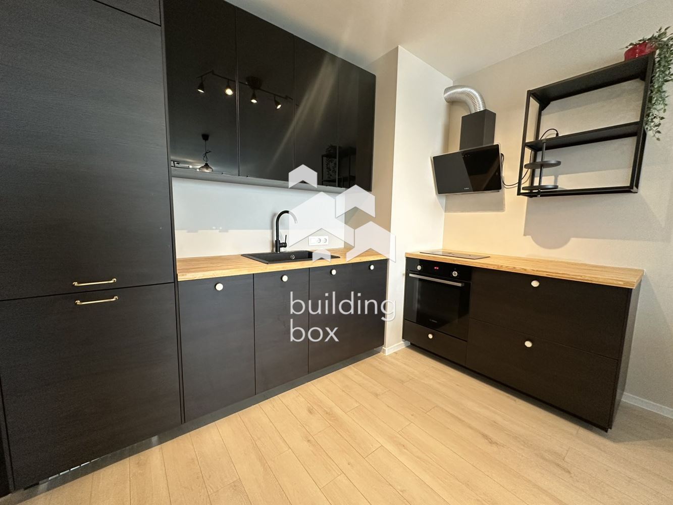 Двустаен апартамент в сграда Авигея, Дружба