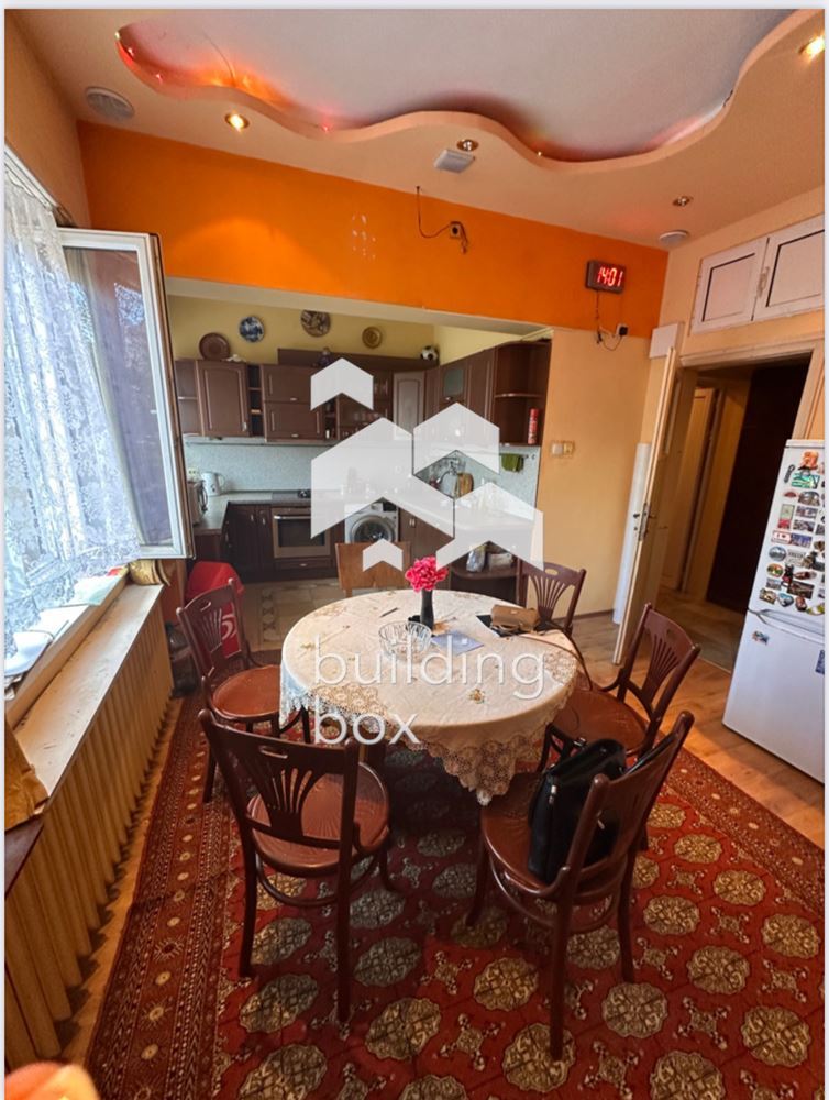 Инвестиционен имот - кв. Яворов - 0