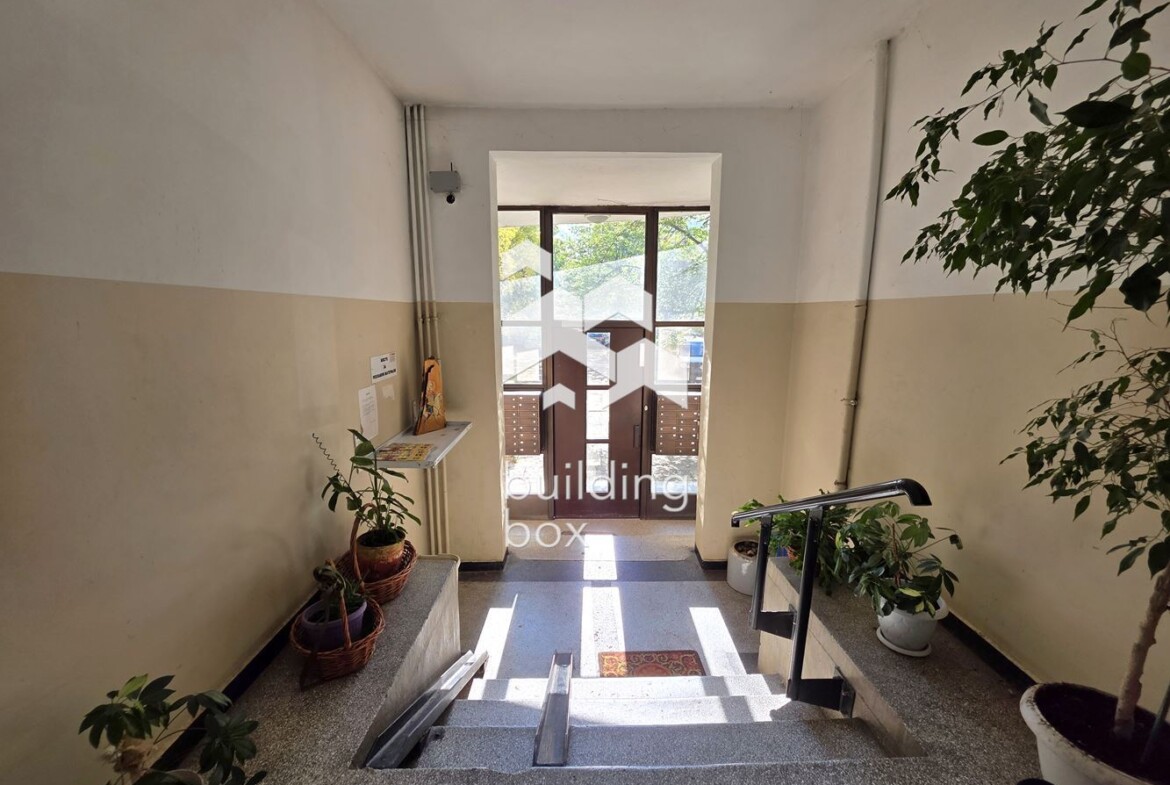 Апартамент с 2 спални и уникална тераса - 0