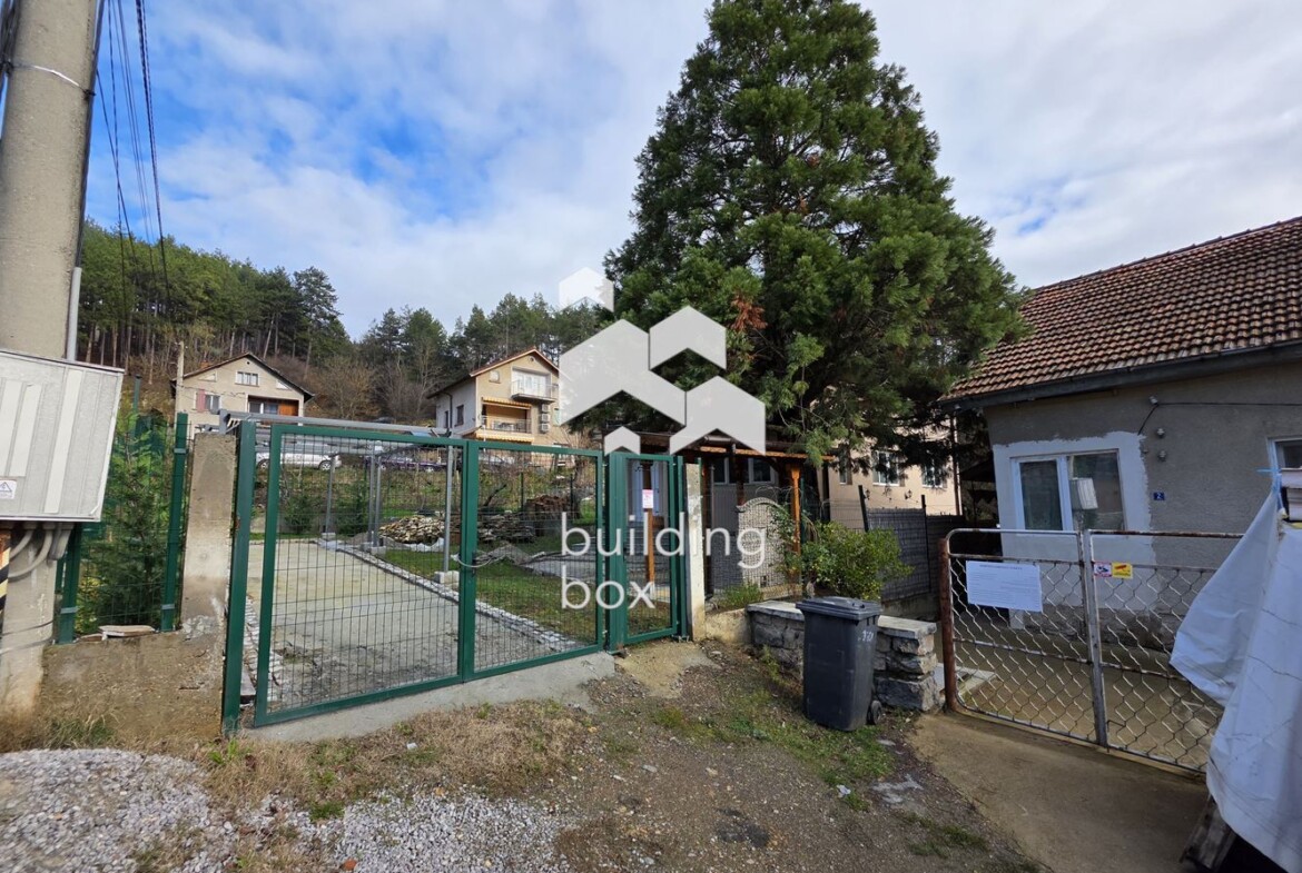 Къща - София, област, с.Искрец - 0