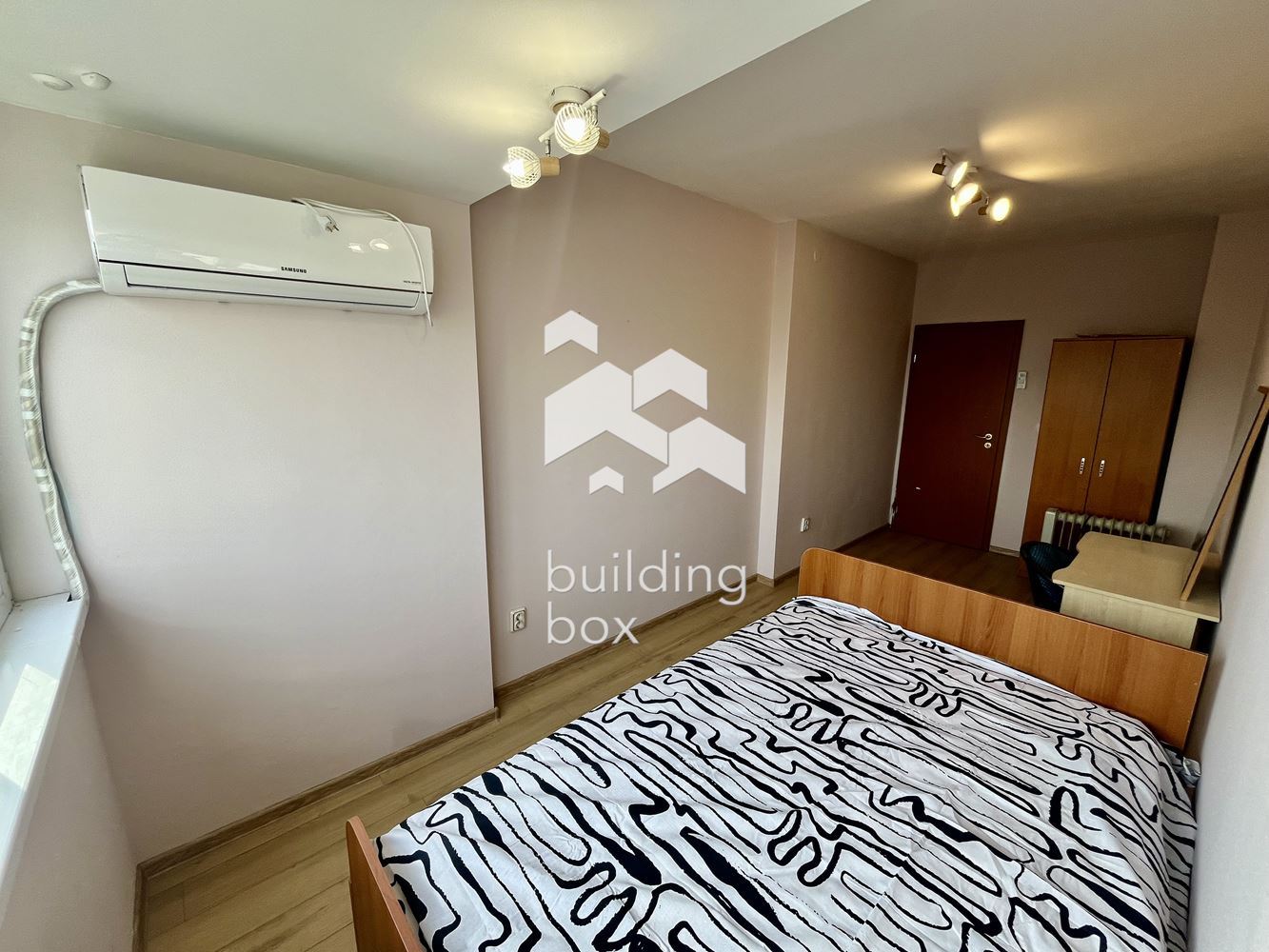 Уютен тристаен апартамент в най - предпочитаната част на Лозенец - 0