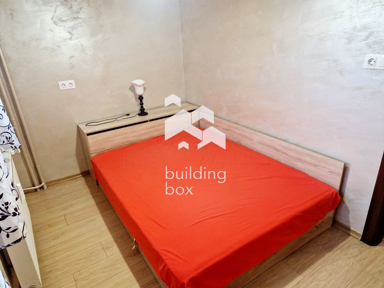 Уютен двустаен апартамент в жк. Дружба 2 - 0