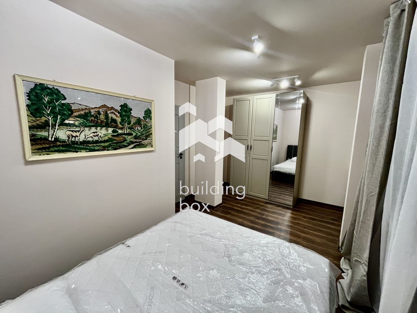 Чисто нов, отлично завършен имот в Манастирски ливади - изток - 0