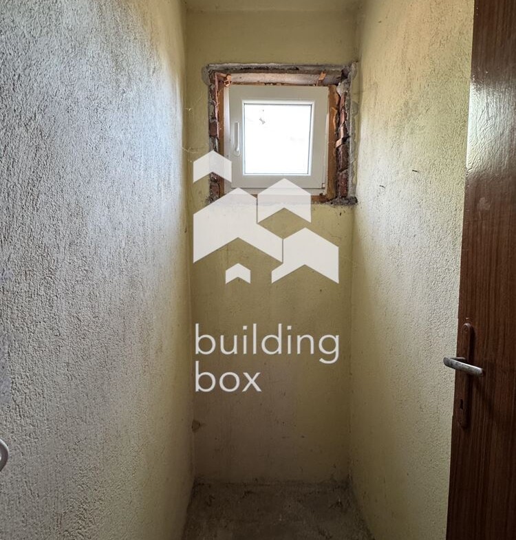 Етаж от къща в Банкя - 0