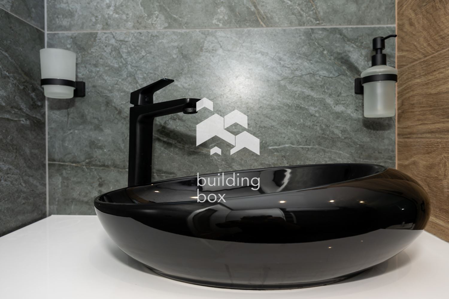 Двустаен обзаведен апартамент с паркомясто - кв. "Остромила" - 0