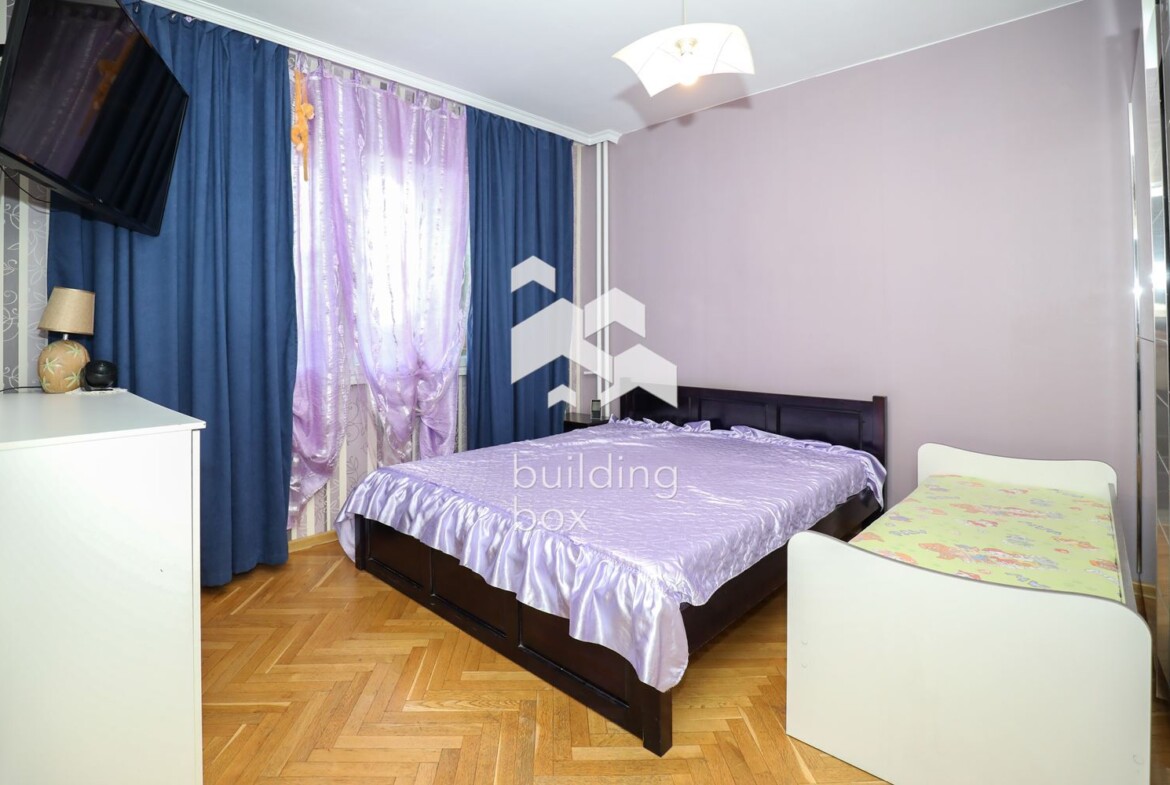 Двустаен апартамент в Младост 4 - 0