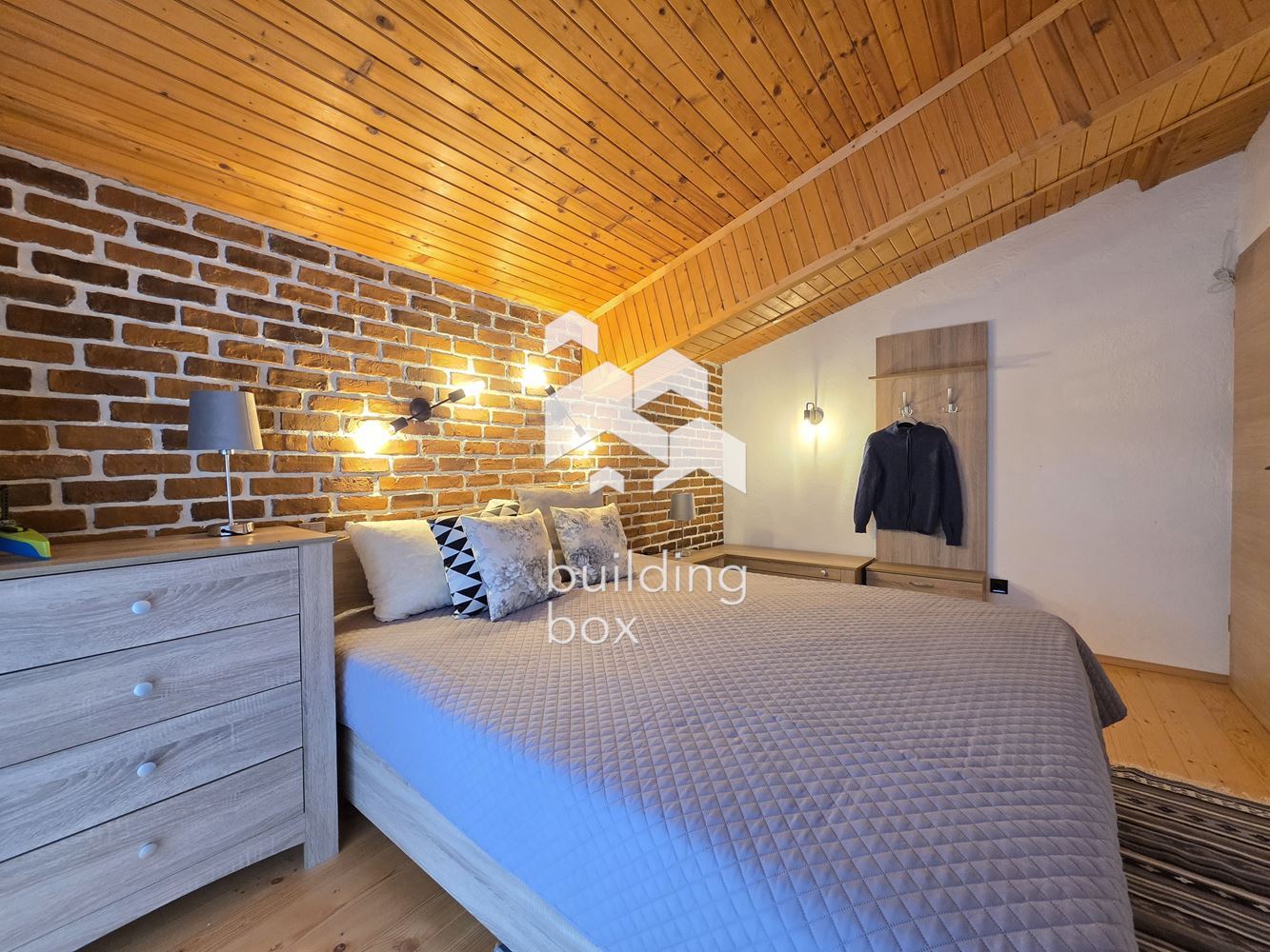 Къща - София, област, с.Искрец - 0