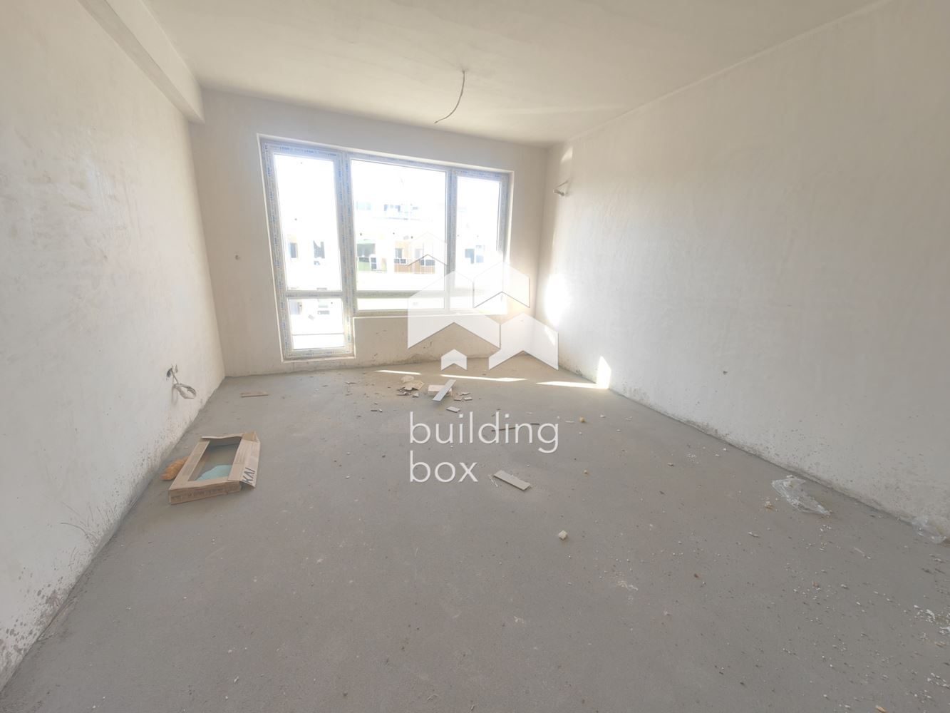 Двустаен апартамент в Южен - 0