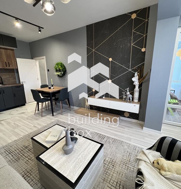 Тристаен апартамент в Кършияка - 0