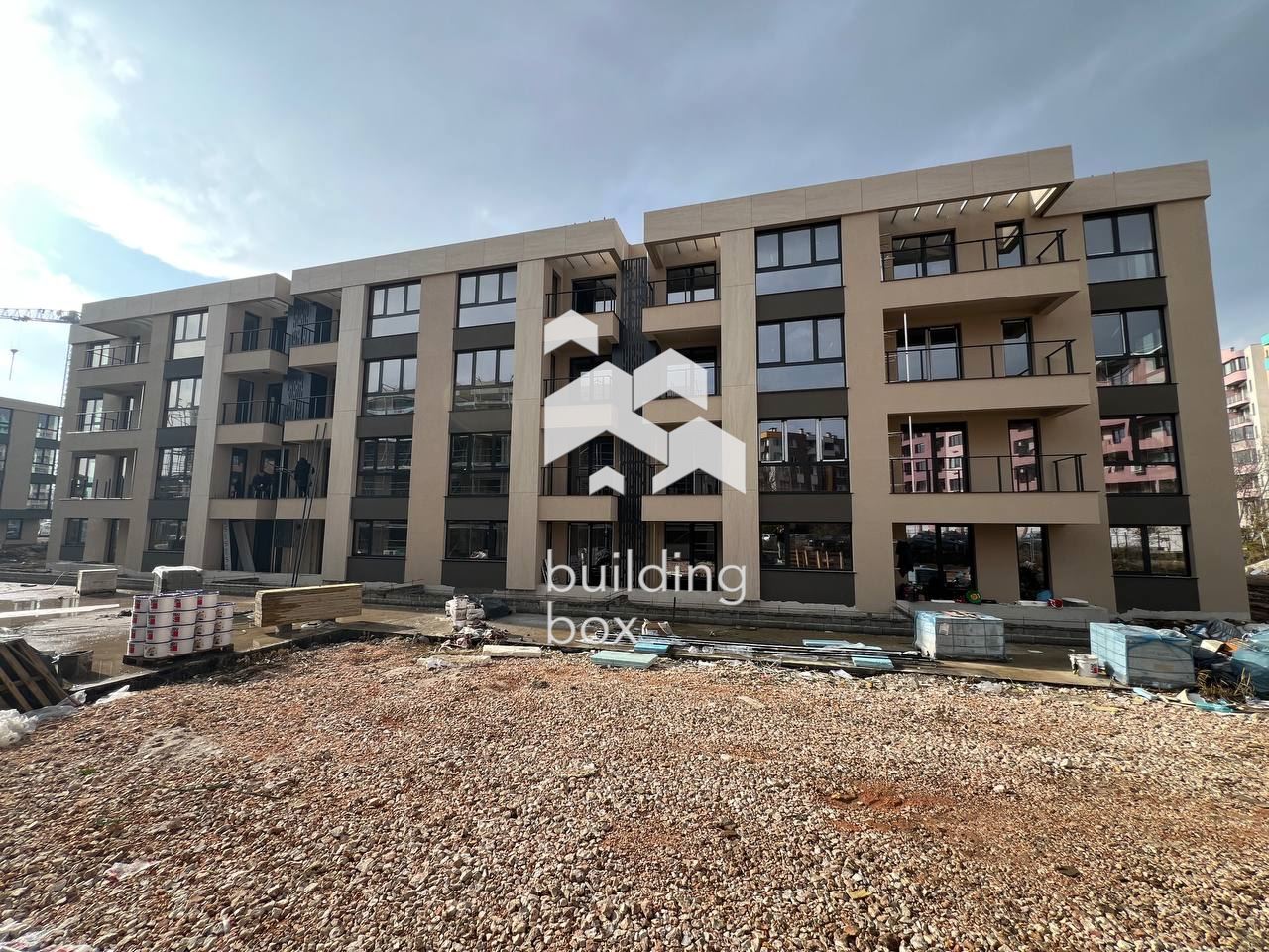 Двустаен апартамент след АКТ14 - кв. Остромила - 0