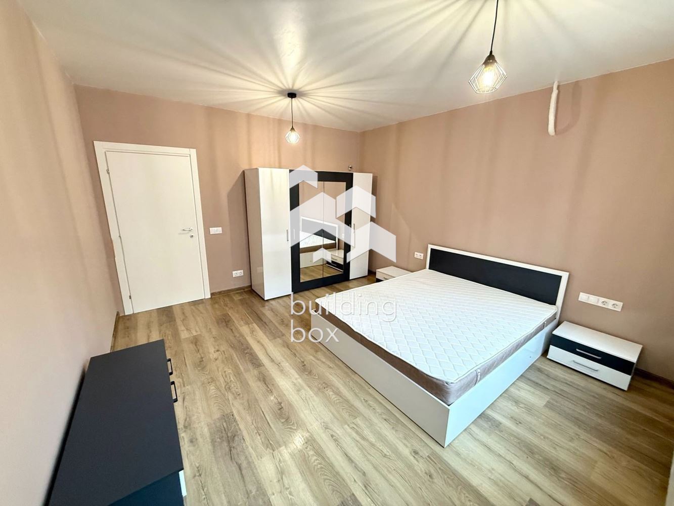 Чисто нов двустаен апартамент в Дружба 2 - 0