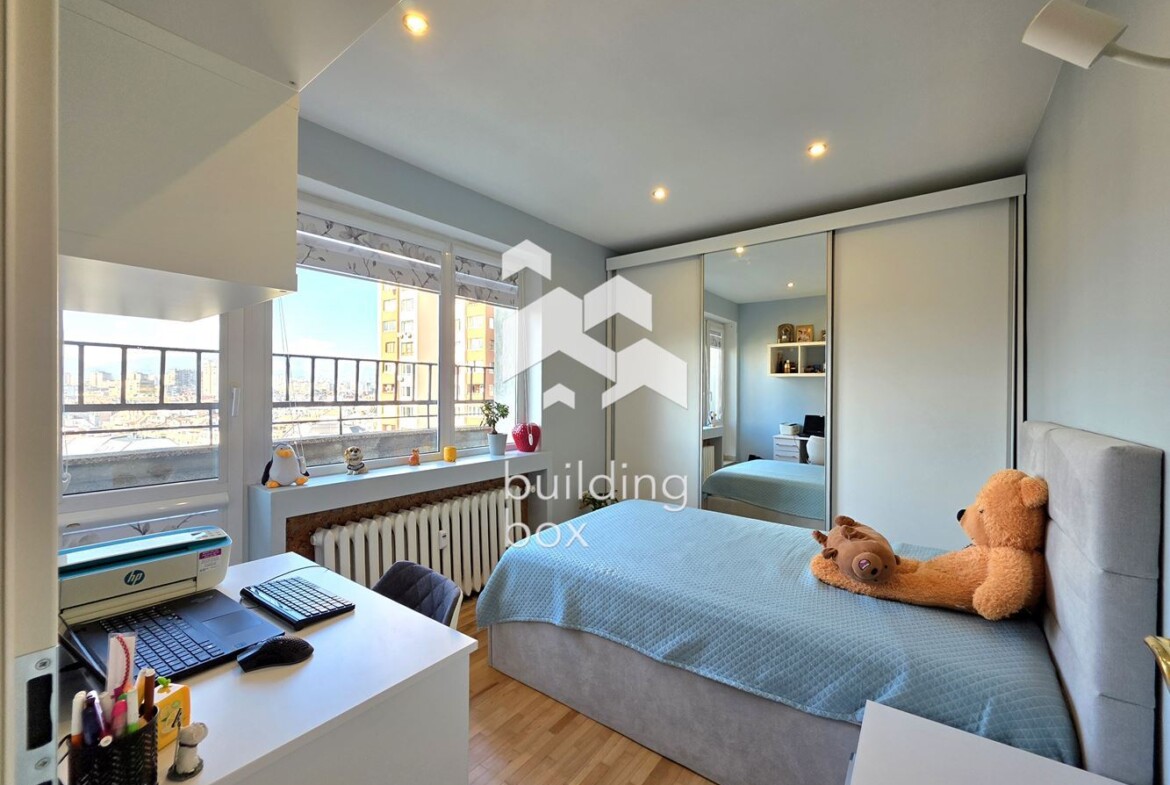 Апартамент с 2 спални и уникална тераса - 0