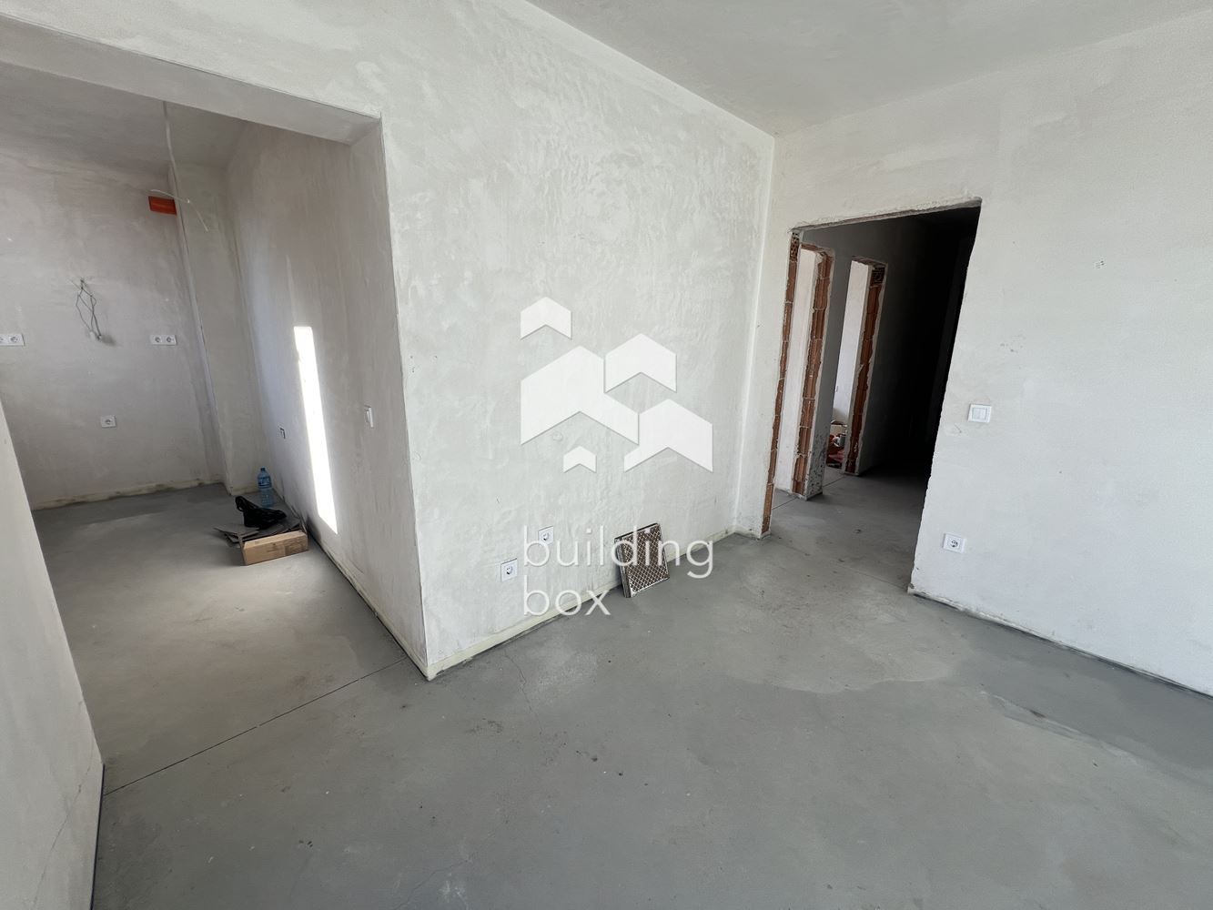 Тристаен апартамент - бул. "Ботевградско шосе" - 0