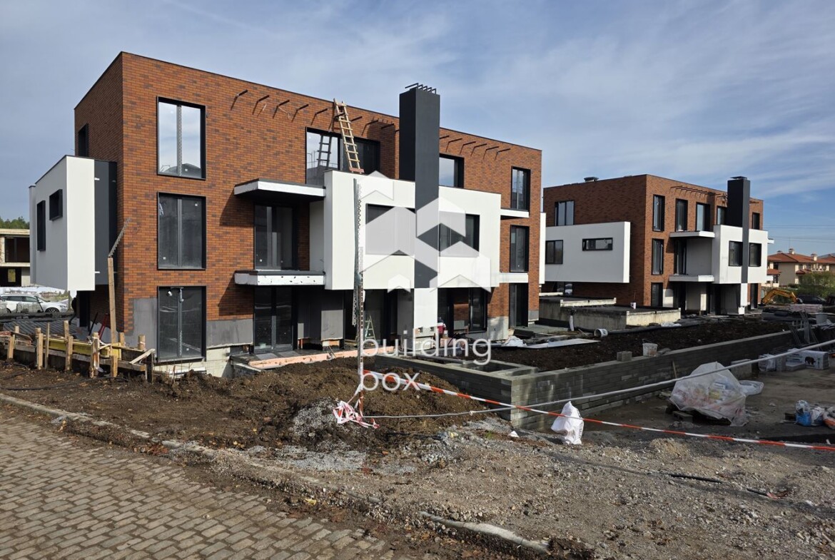 Луксозен мезонет - местност "Камбаните" - 0