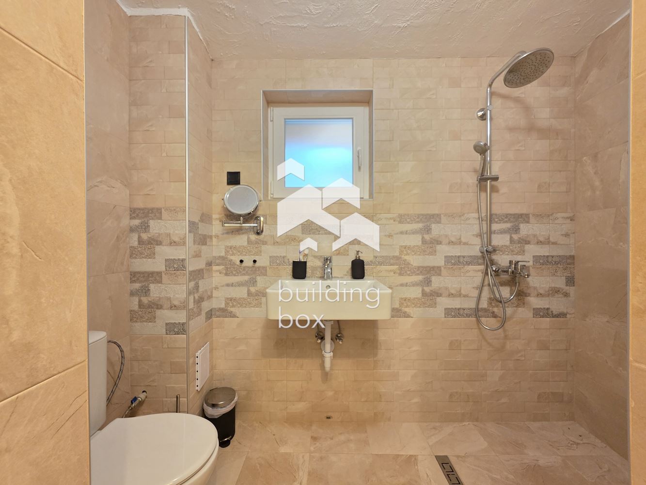 Уютна къща в с. Искрец - 0