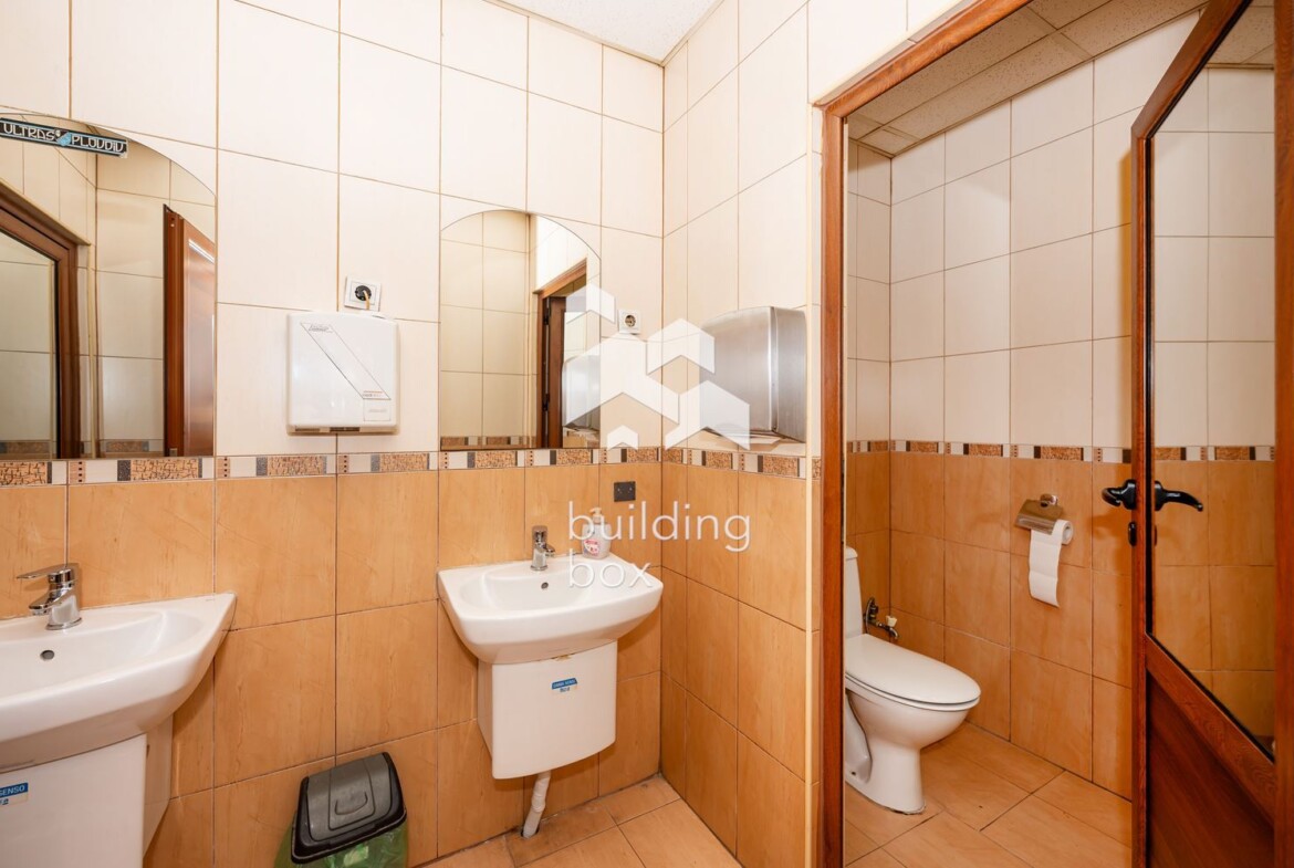 Търговско помещение на главен булевард - Град Пловдив - 0