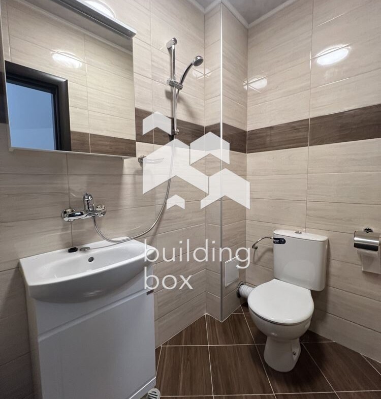 Тристаен апартамент под наем с паркомясто - кв. Христо Смирненски - 0