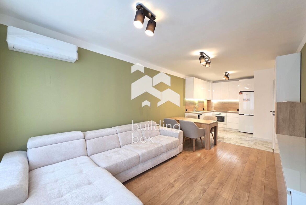 Двустаен в малинова долина - 0