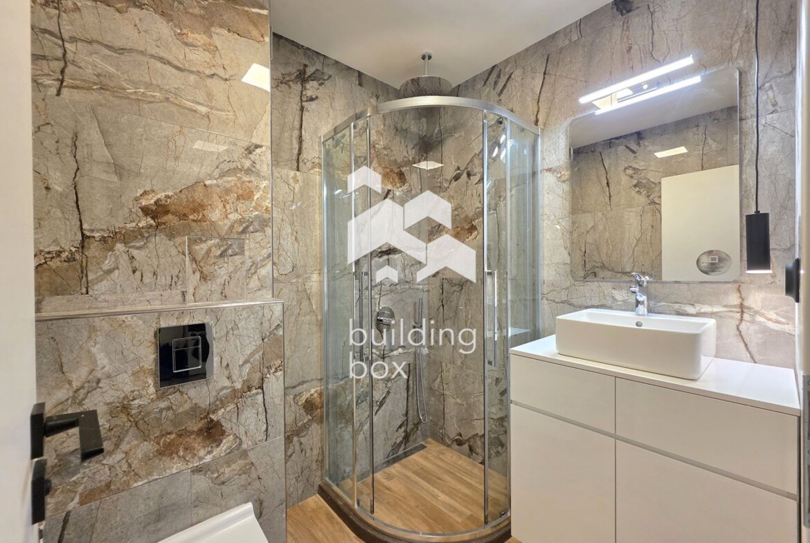 Двустаен в малинова долина - 0