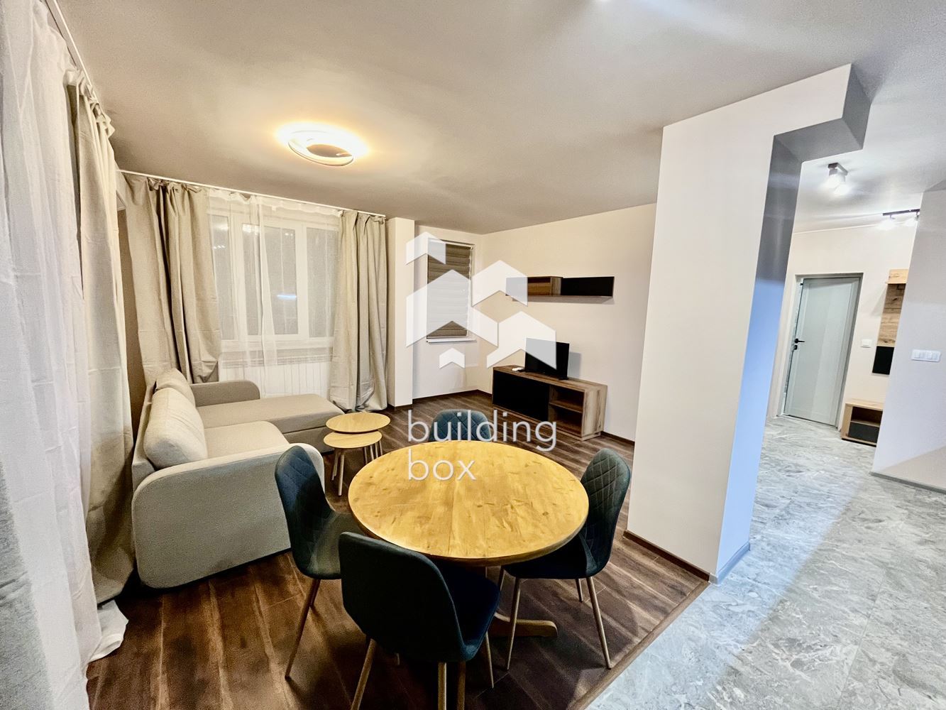 Чисто нов, отлично завършен имот в Манастирски ливади - изток - 0