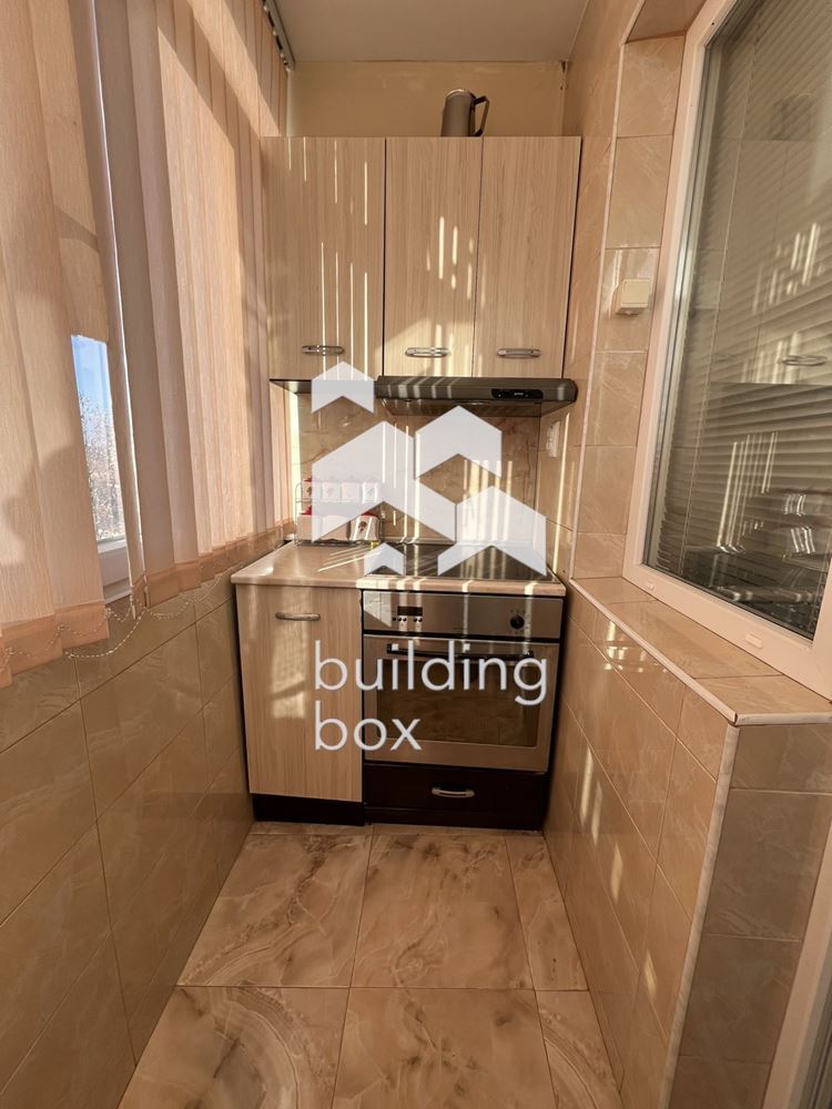 Тристаен апартамент в Изгрев - 0