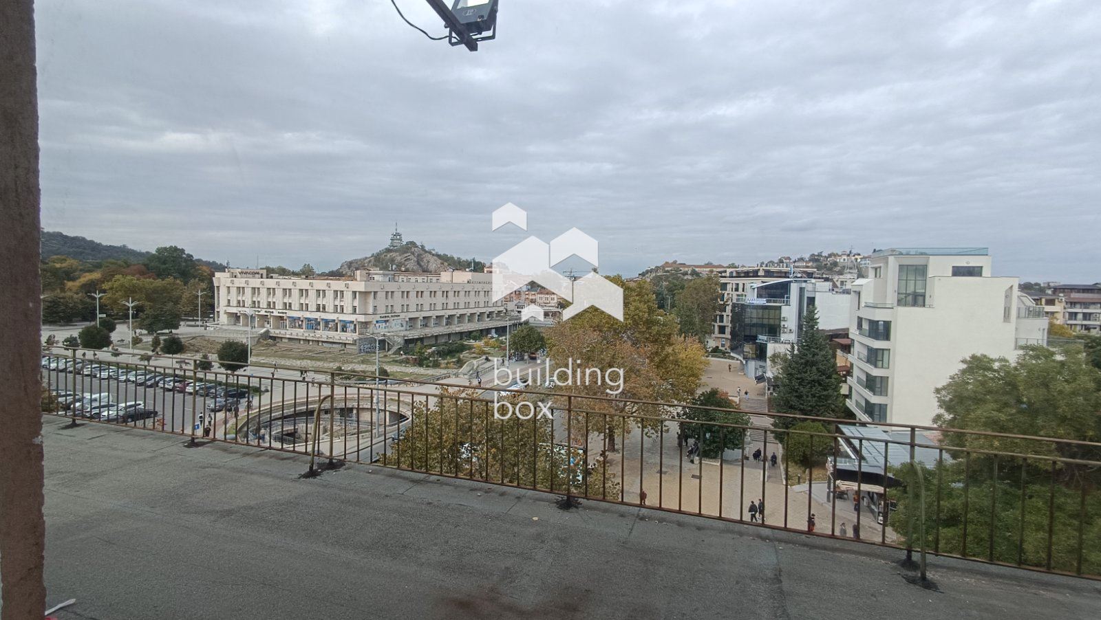 Тристаен апартамент под наем - ТОП Център на гр. Пловдив - 0