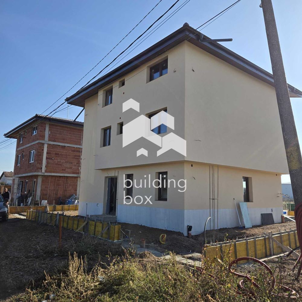 Тристаен апартамент - Илиянци - 0