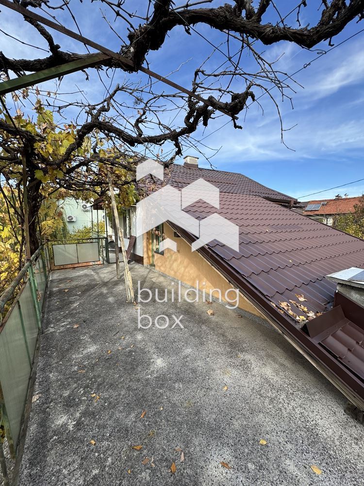 Етаж от къща в Банкя - 0