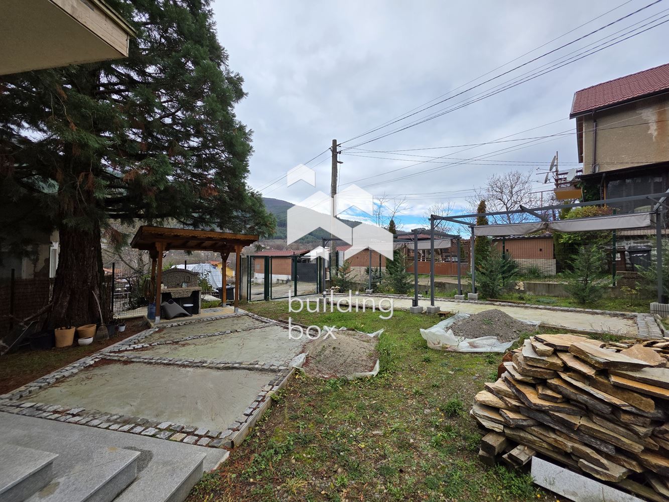 Къща - София, област, с.Искрец - 0