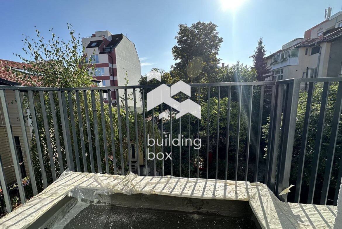 Тристаен апартамент - Център - 0